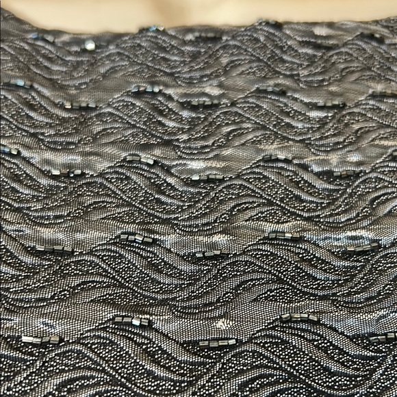 Carmen Marc Valvo Gray Sleeveless Beaded Sheath Dress size 6 - Picture 3 of 12